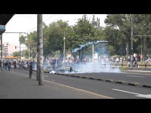 Clashes continue between protesters and police in Ecuador