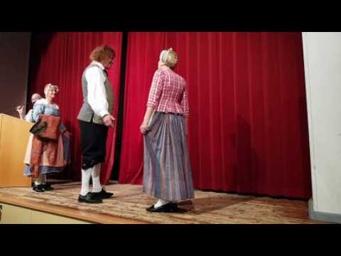 Illfurth : La belle diversité des costumes d'autrefois en Haute Alsace