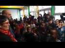 Besançon : Jean-Michel Blanquer, le ministre de l'Education nationale, avec les enfants de l'école primaire Bourgogne à Planoise