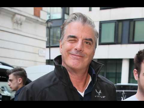 Chris Noth to be a dad again