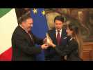 US tariffs against EU foodstuffs: Mike Pompeo offered Parmesan by a journalist during handshake with Italy PM - Label : AFPTV - First images - Category : Business
