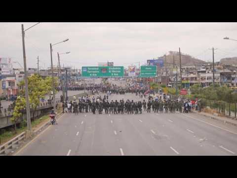 Violent protests break out in Ecuador's southern city of Guayaquil