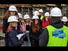 Des collégiens dans les coulisses du chantier de la piscine de Cernay