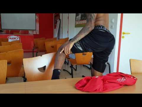 Les tatouages de Kenny Rocha à la loupe avant Guingamp-ASNL !