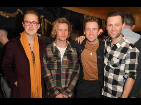 McFly have 'therapy' sessions at the pub