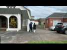 New Zealand: Voters enter and leave a polling station in Auckland