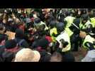 Police make arrests, clash with anti-Trump protesters in Boston
