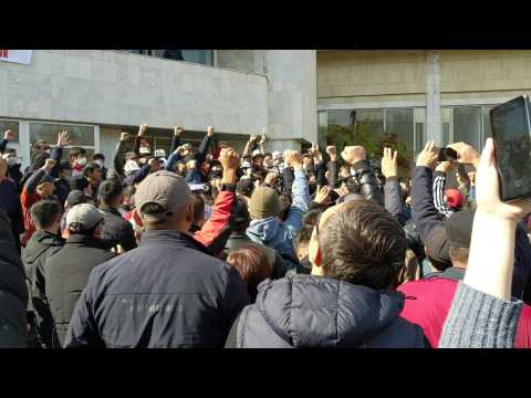 Bishkek: Kyrgyz people celebrate as president Jeenbekov resigns