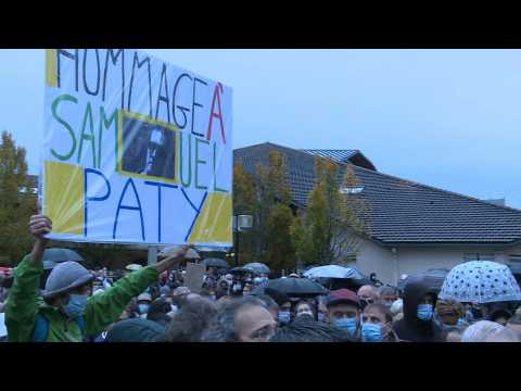 Rally in Conflans in homage to beheaded French teacher