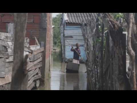 Hurricane Iota brings storm surge, floods to Cartagena