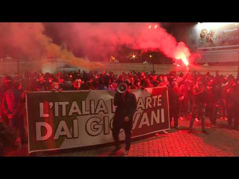 Rome: Demonstrators clash with police in protest over new virus measures