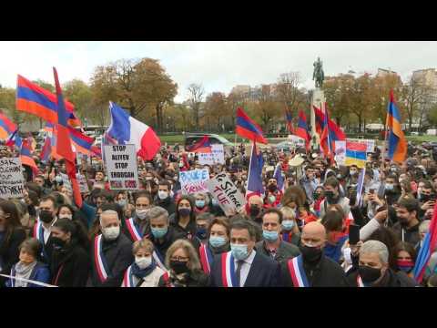 Nagorno-Karabakh: French Armenians protest in Paris
