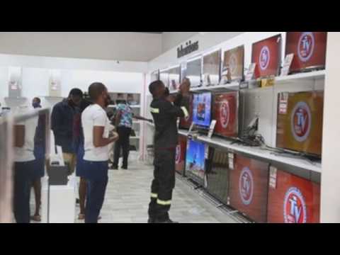 Thousands head to stores for Black Friday deals in Harare, Zimbabwe