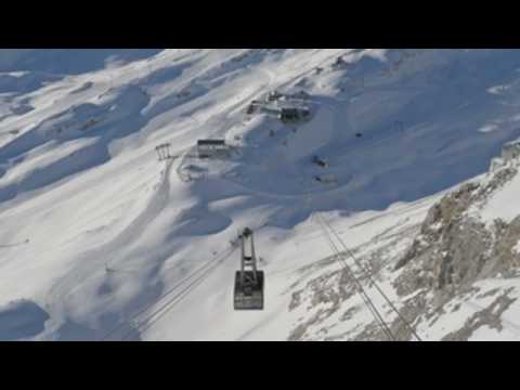 Zugspitze ski resort remains closed due to coronavirus