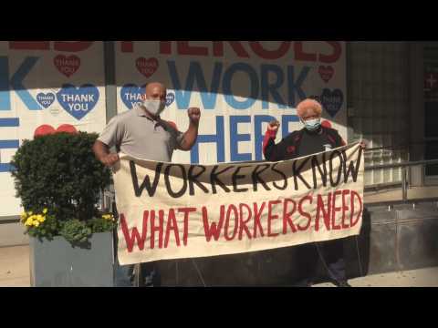 Essential New York workers protest lack of aid