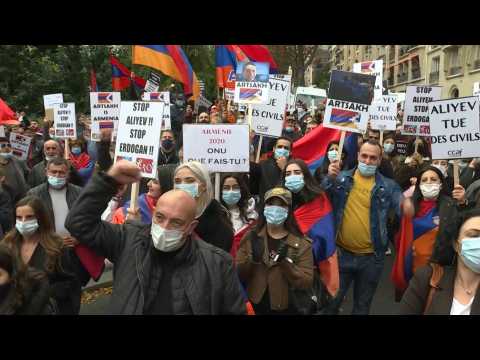 Protest to support Armenia and Karabakh in front of the Turkish embassy in Paris