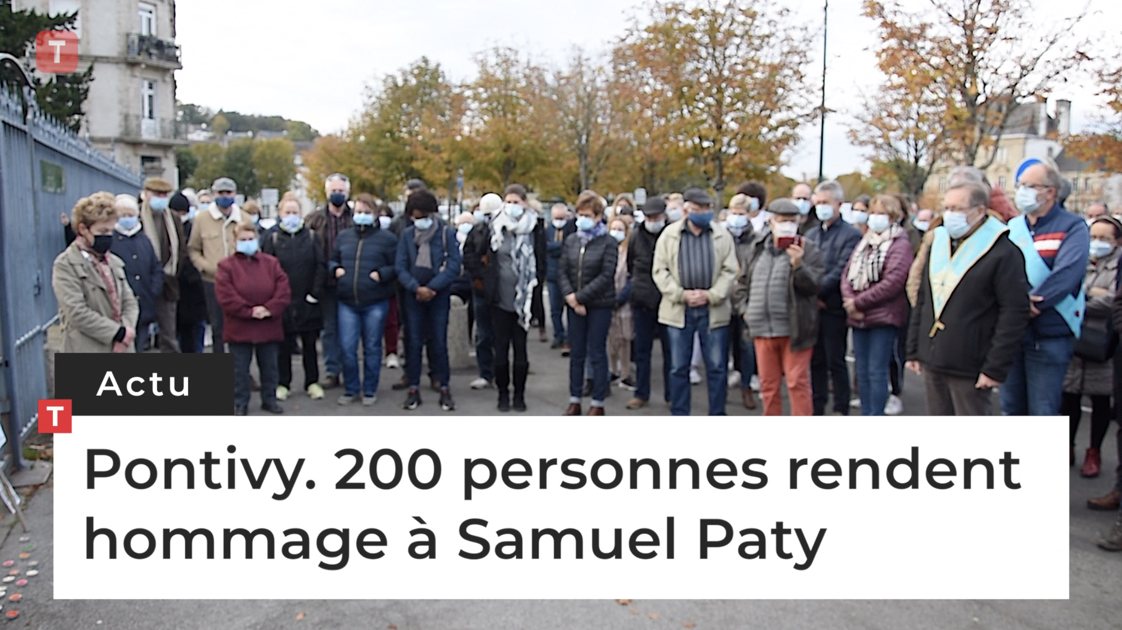 Pontivy. 200 personnes rendent hommage à Samuel Paty (Le Télégramme)
