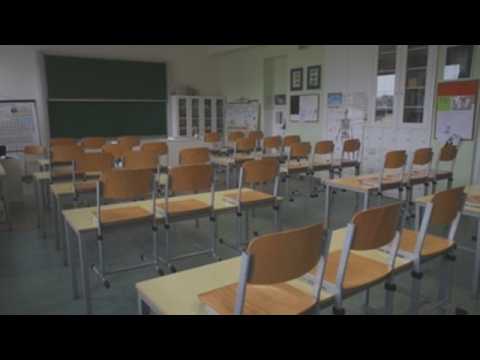 Schools close in the Czech Republic following upsurge in covid-19 cases