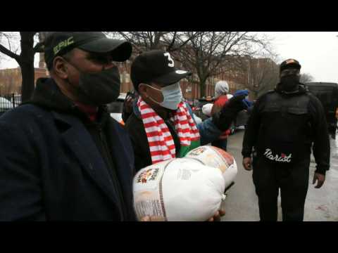 Chance the Rapper hosts turkey giveaway in Chicago
