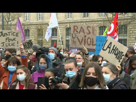Demonstrators in Paris protest violence against women