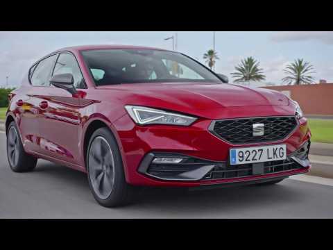 New SEAT Leon e-HYBRID in Desire Red Driving Video