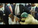 Zimbabwe begins vaccination drive with China's Sinopharm jab - Label : AFPTV - First images - Category : News