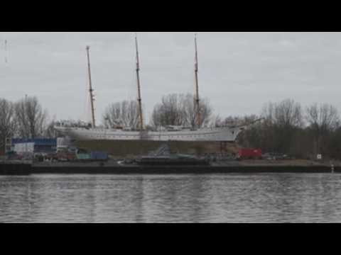 Footage of Germany's naval training vessel Gorch Fock