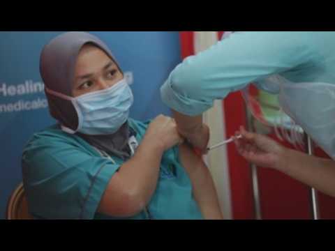Healthcare workers continue to receive Covid-19 jab in Malaysia