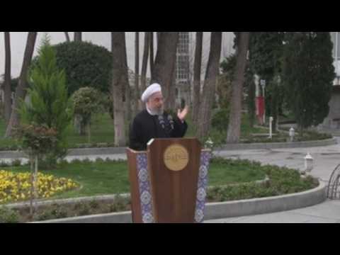 Rouhani: US must lift sanctions