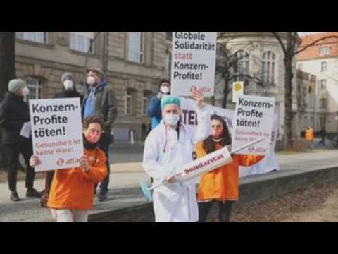 Protesters in Berlin demand 'vaccines for all'