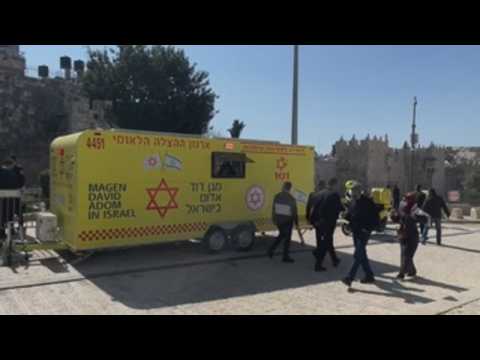 Mobile units installed in East Jerusalem to vaccinate Palestinians