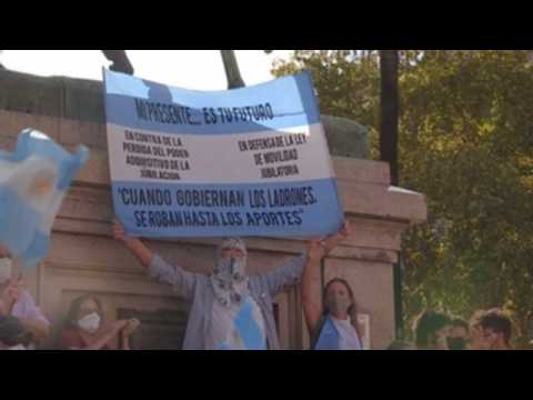Protest in Buenos Aires against 'VIP vaccine' scandal
