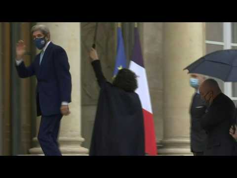 US climate envoy John Kerry arrives at Élysée Palace