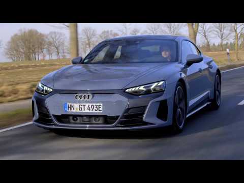 Audi e-tron GT in Kemora Grey Driving Video