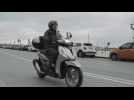 The new Piaggio Beverly in Grey Riding video