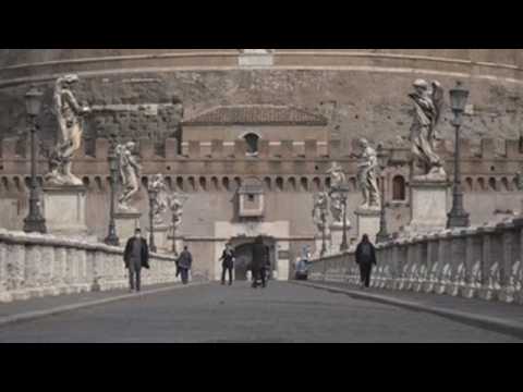 Lockdown leaves the streets of Rome empty