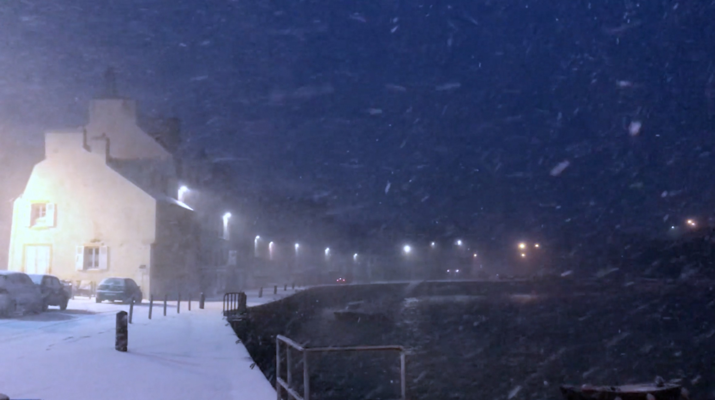 Belle-Ile-en-Mer. Le Palais sous la neige à la première heure (Le Télégramme)