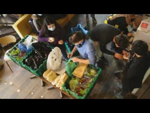 Student organization distributes solidarity food baskets in Liège