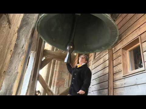 Watchman of Lausanne's cathedral rings bell for Covid-19 victims