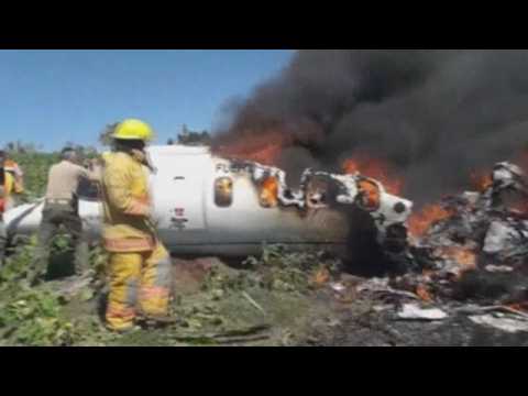 Six killed after Mexican Air Force plane crashes near airport