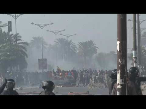 Police in Senegal shoot tear gas to disperse opposition rally
