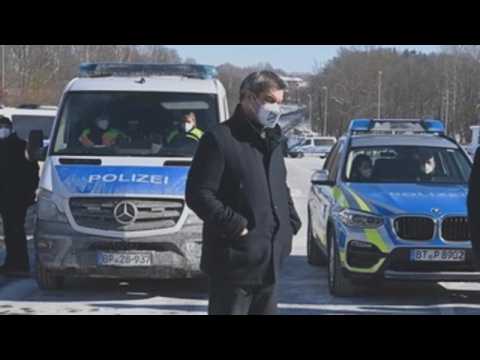 Bavarian premier visits German-Czech Republic border
