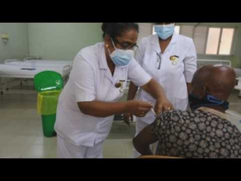 Sri Lanka starts COVID-19 vaccinations for general public