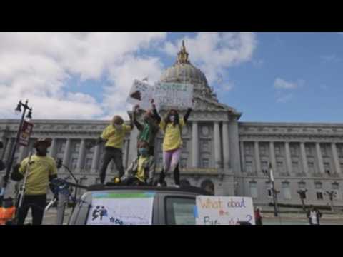 March in San Francisco to demand public schools to reopen