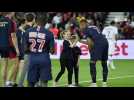 PSG - Monaco : les footballeurs rendent hommage à Notre-Dame PSG - Monaco : les footballeurs rendent hommage à Notre-Dame