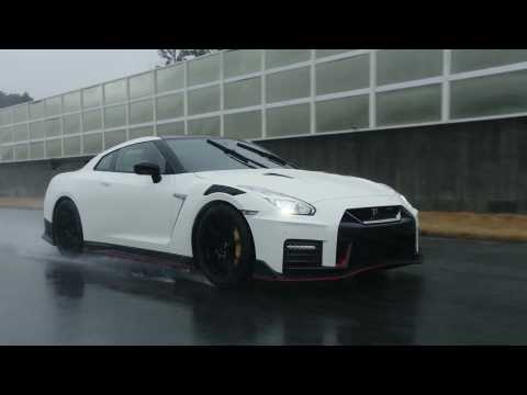 2020 Nissan GT-R NISMO On the Track Driving Demo