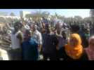 Sudan protesters reach army HQ for first time (2)