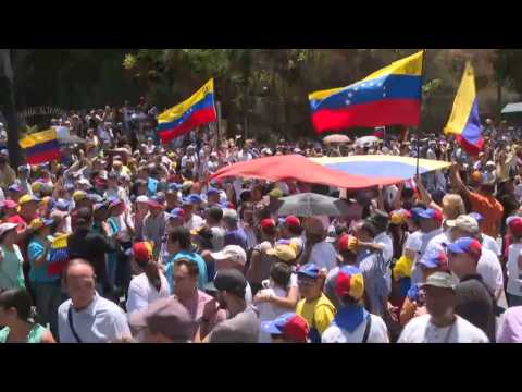 Thousands gather in Caracas for fresh opposition protests