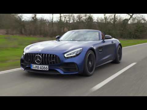 Mercedes-AMG GT C Roadster in Brilliant blue Driving Video