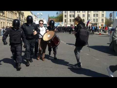 Russian police arrest May Day protesters in St Petersburg